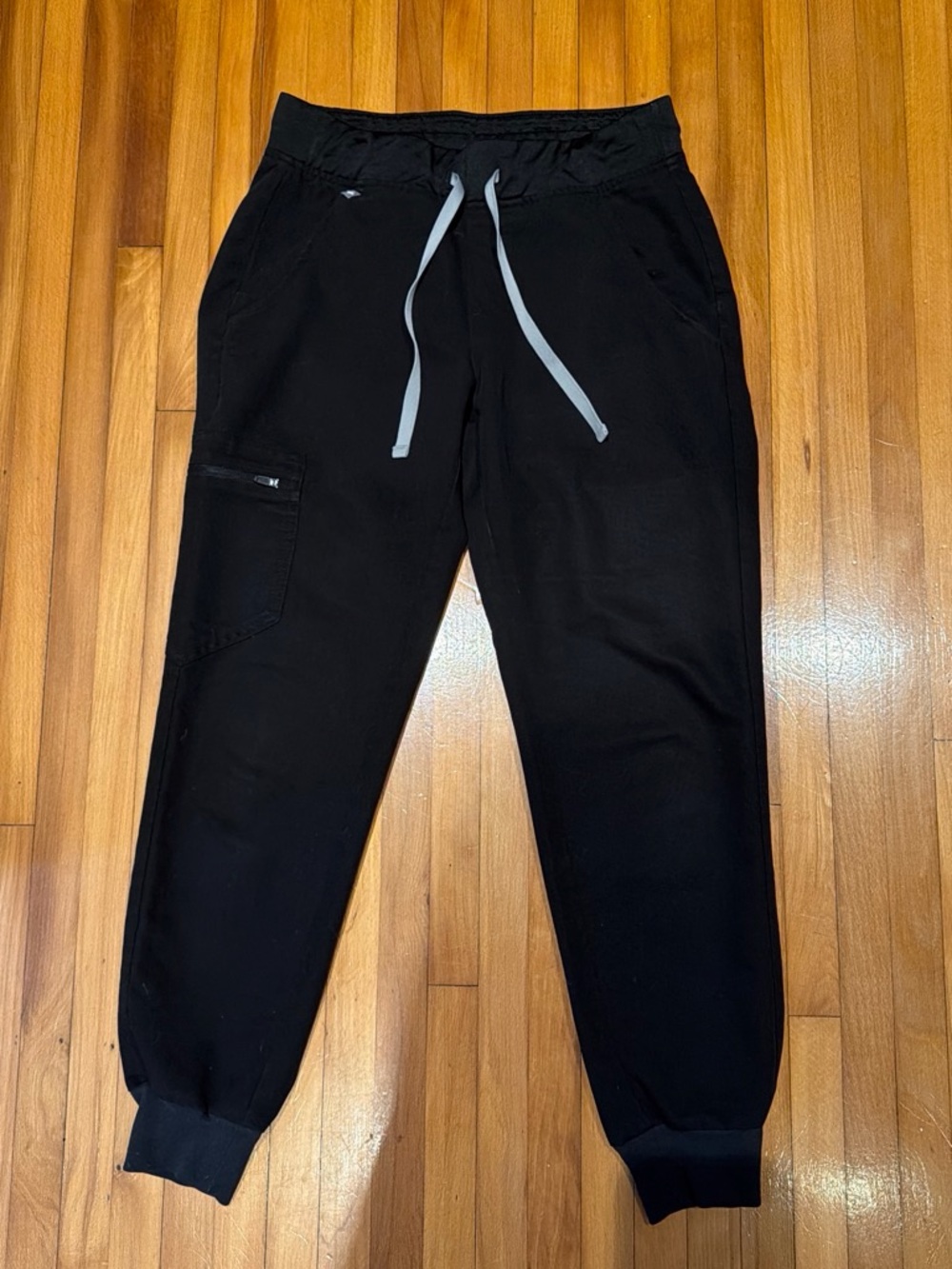 Figs Women’s Black Jogger Pants with Gray Drawstrings